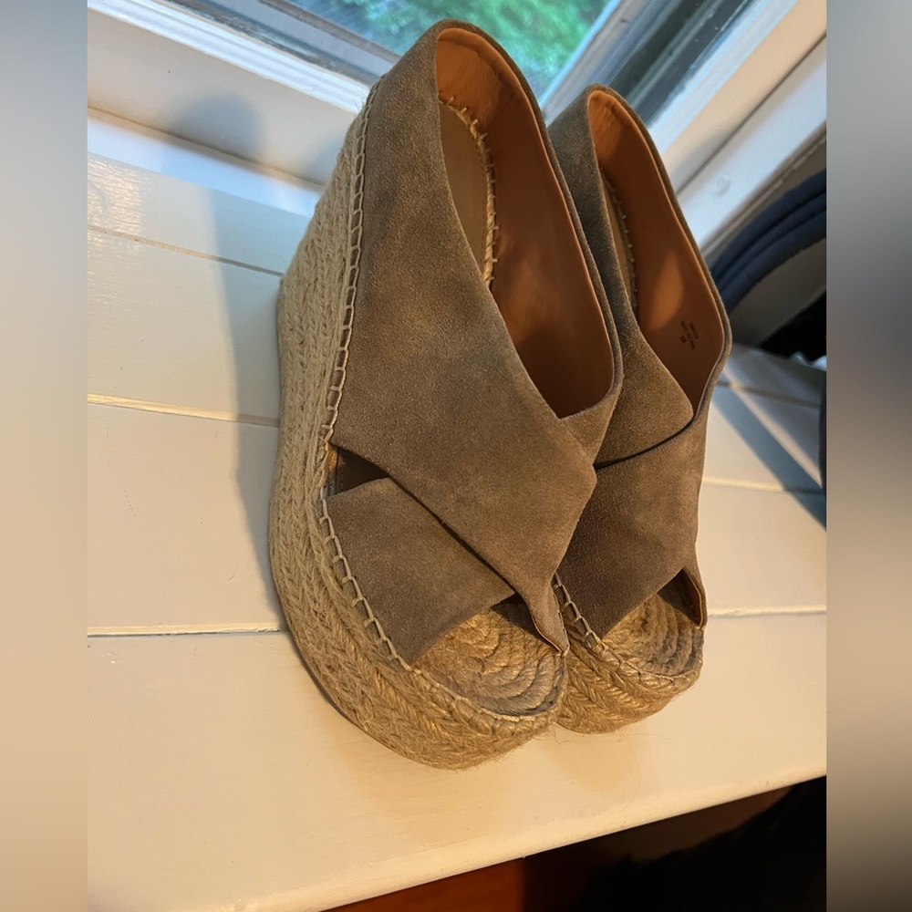 NWOT Sigerson Morrison Wedges